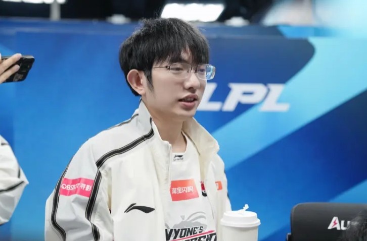 Flandre:现在上单影响力比之前强,有点优势都能滚得比较大